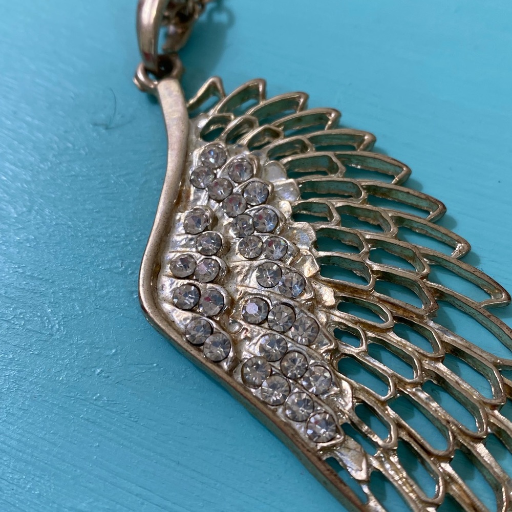 Feather Rhinestone Necklace - Picture 2 of 5